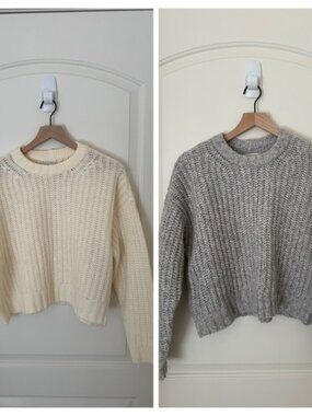 TWO American Eagle Cropped Boxy Chunky Knit Sweaters in Cream and Gray Set